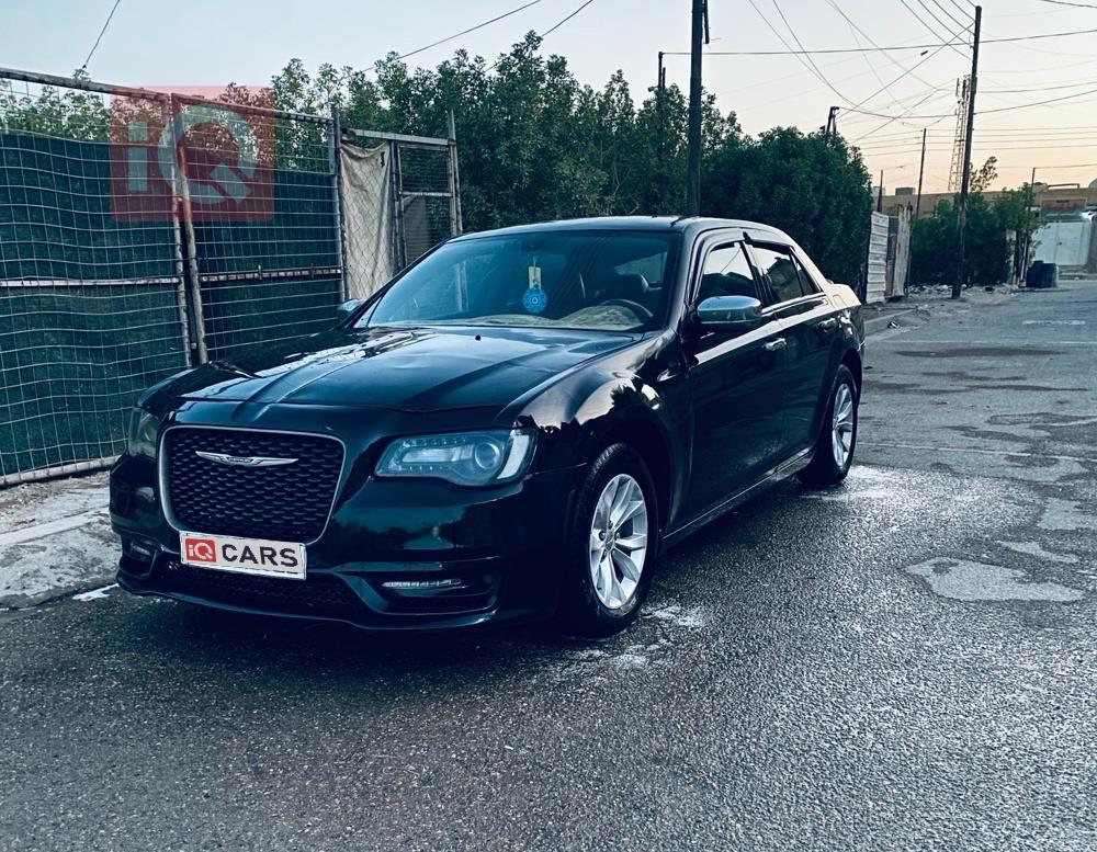 كرايسلر 300
